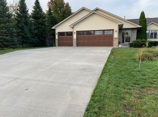 13830 Sycamore St NW, Andover, MN 55304