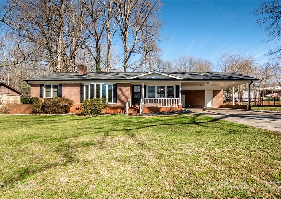 1st image of 130 Deal Ln