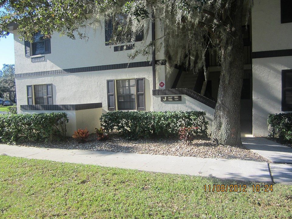 1st image of 19505 Quesada Ave #J