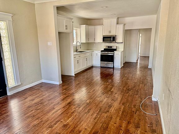 2nd image of 3282 Josephine St #A