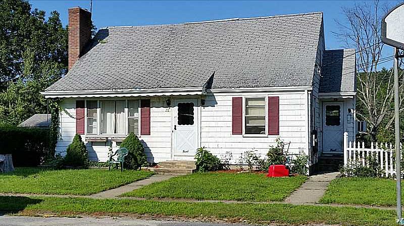 2nd image of 28 Macarthur Dr