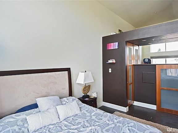 Spacious bedroom with the closet on the right