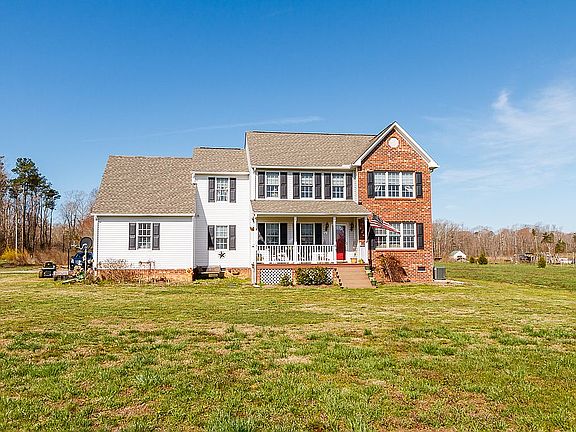 2nd image of 14575 Shannons Ln