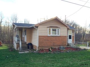 4 Bluebird Ln, Portage, PA 15946
