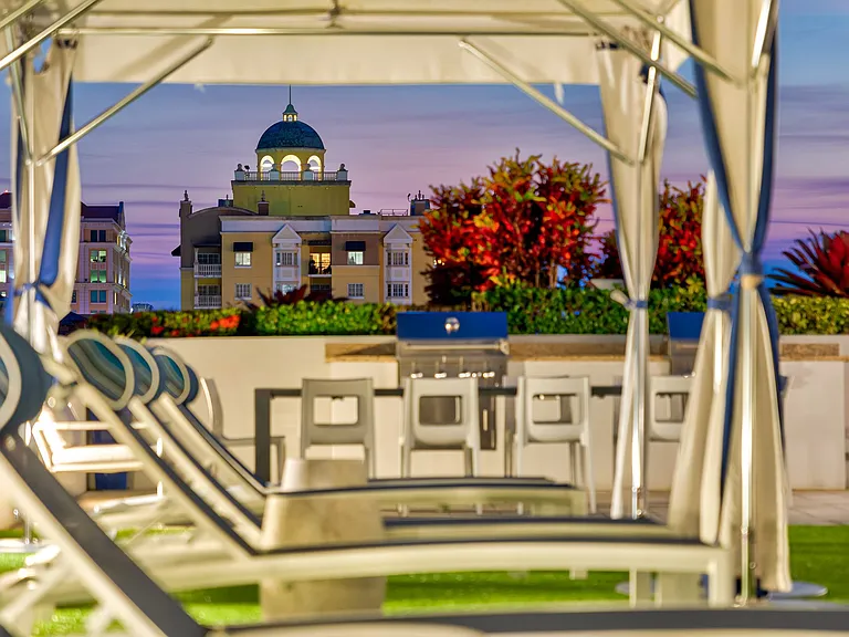 Sun Deck
