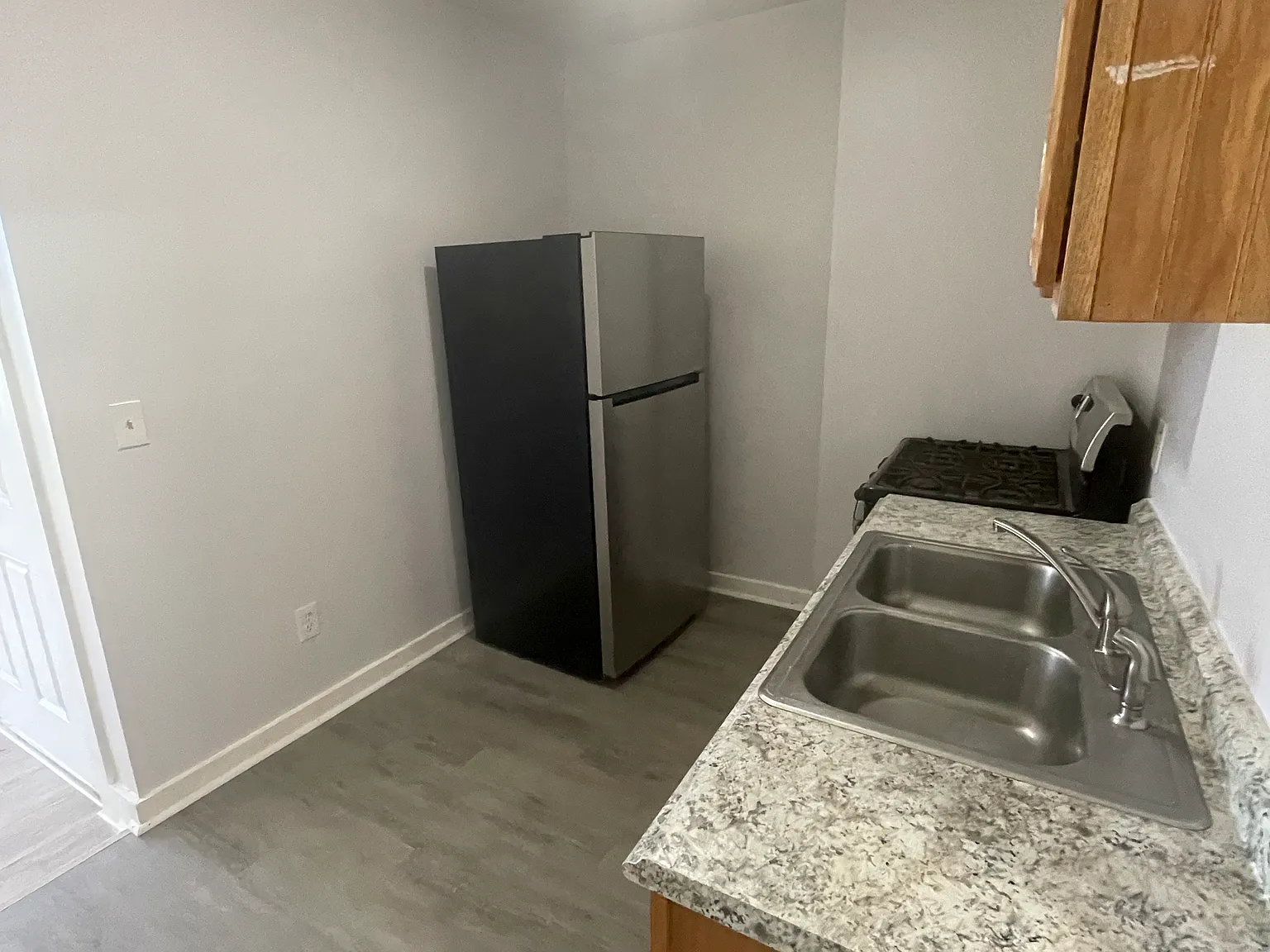 2 bed, $1,200 — Photo 4