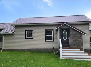 19106 Erie St, Centerville, PA 16404