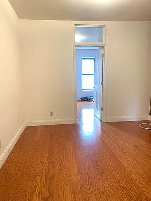 Rented by Bond New York | media 7