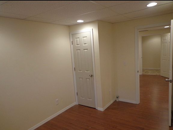 2nd image of 1116 Waverly Ave #B