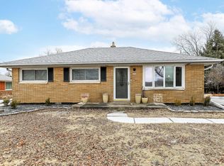 4236 S 84th St, Greenfield, WI 53228