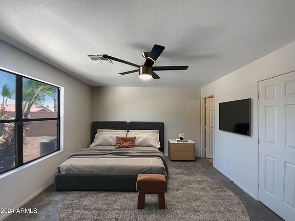 4th image of 1102 E BETH Drive