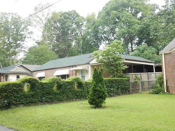 4th image of 928 Ewing Dr