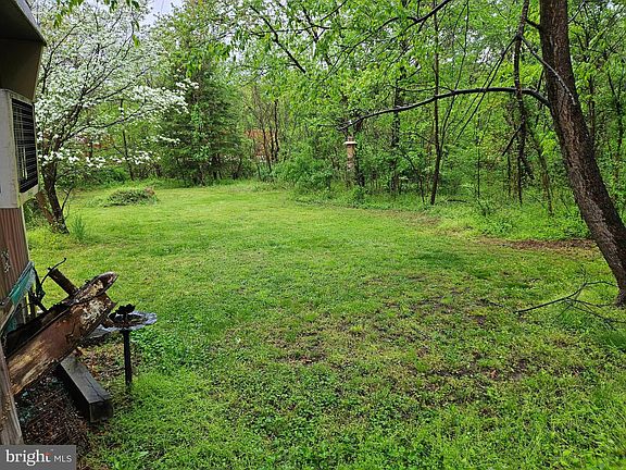 3rd image of 46 Conaway Ln