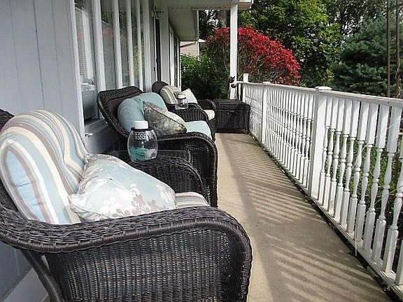 2nd image of 41 Stony Brook Ln
