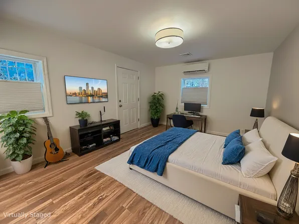 89 Webster Avenue image 8 of 20