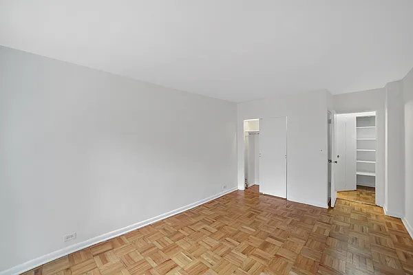 Rented by Compass | media 46