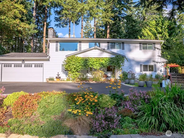 3515 W Tapps Drive E, Lake Tapps, WA 98391