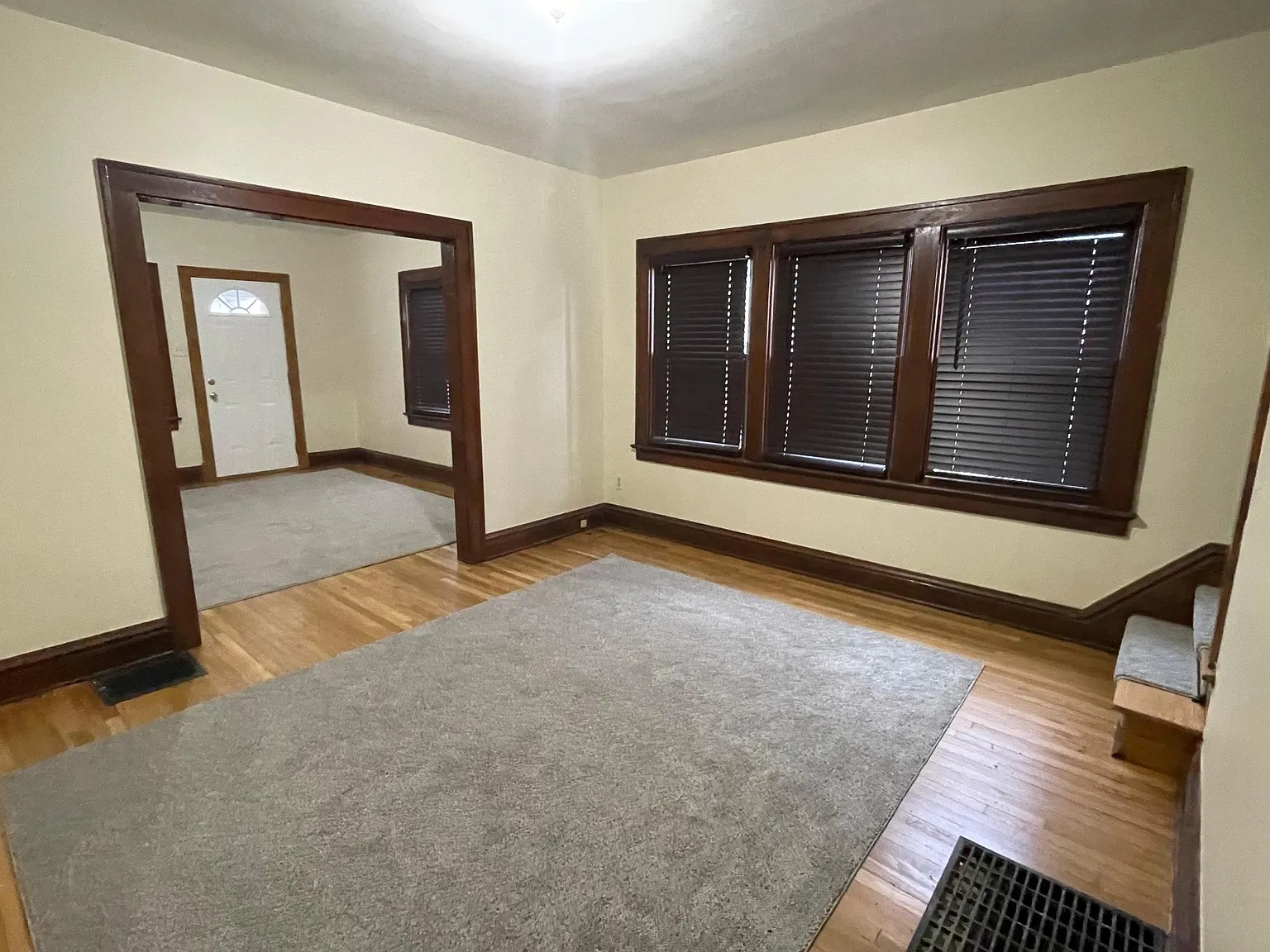 72 W Blake Ave — Photo 2