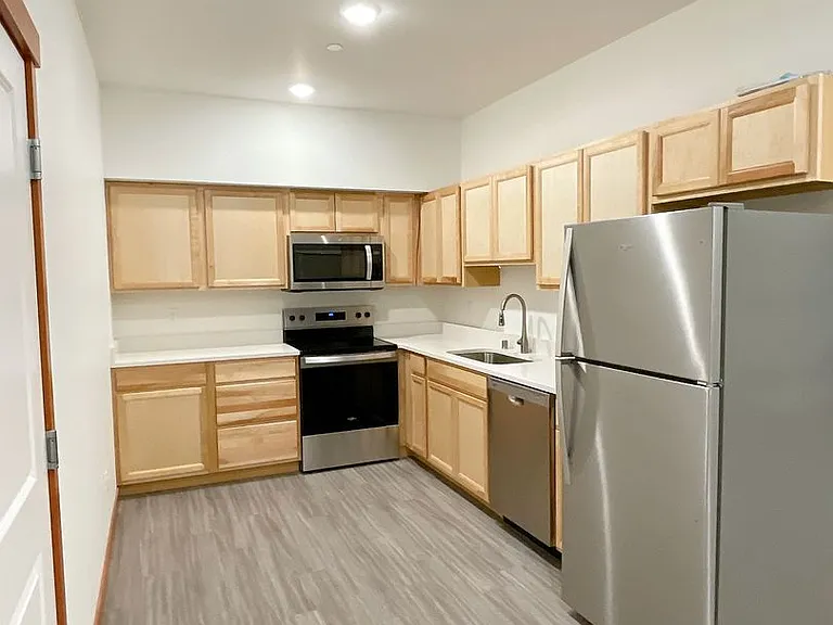 1205 N Garden St — Photo 40