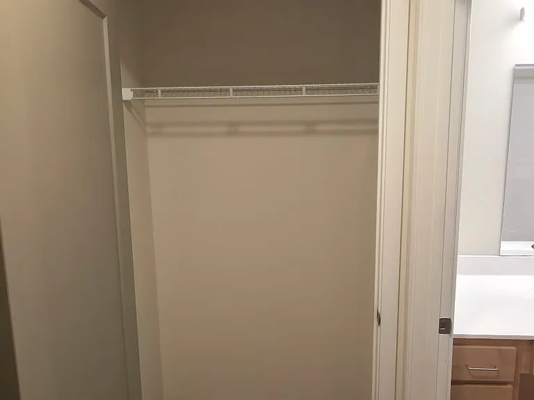 1420 W Kirkwood Ave #102 — Photo 5