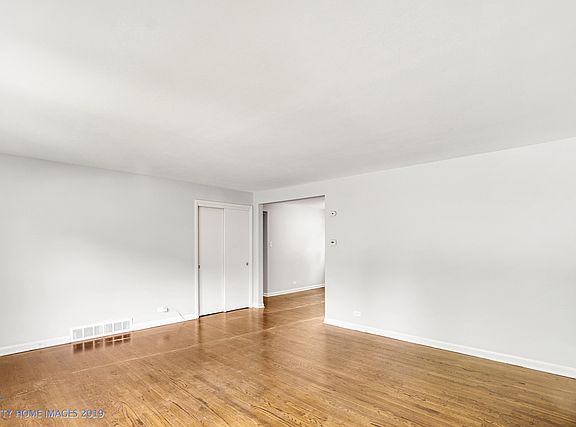 3rd image of 1001 E 153rd St
