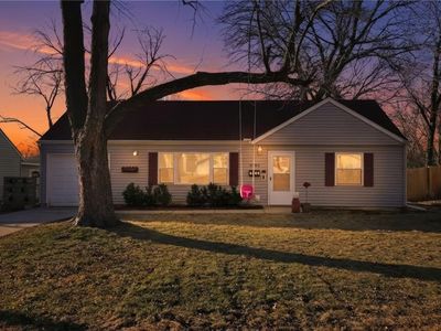2705 W 76th St, Prairie Village, KS, 66208