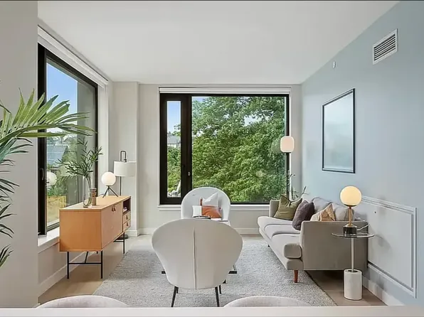 153-10 88th Avenue image 3 of 33