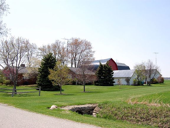 4th image of 8724 Neuroth Hwy