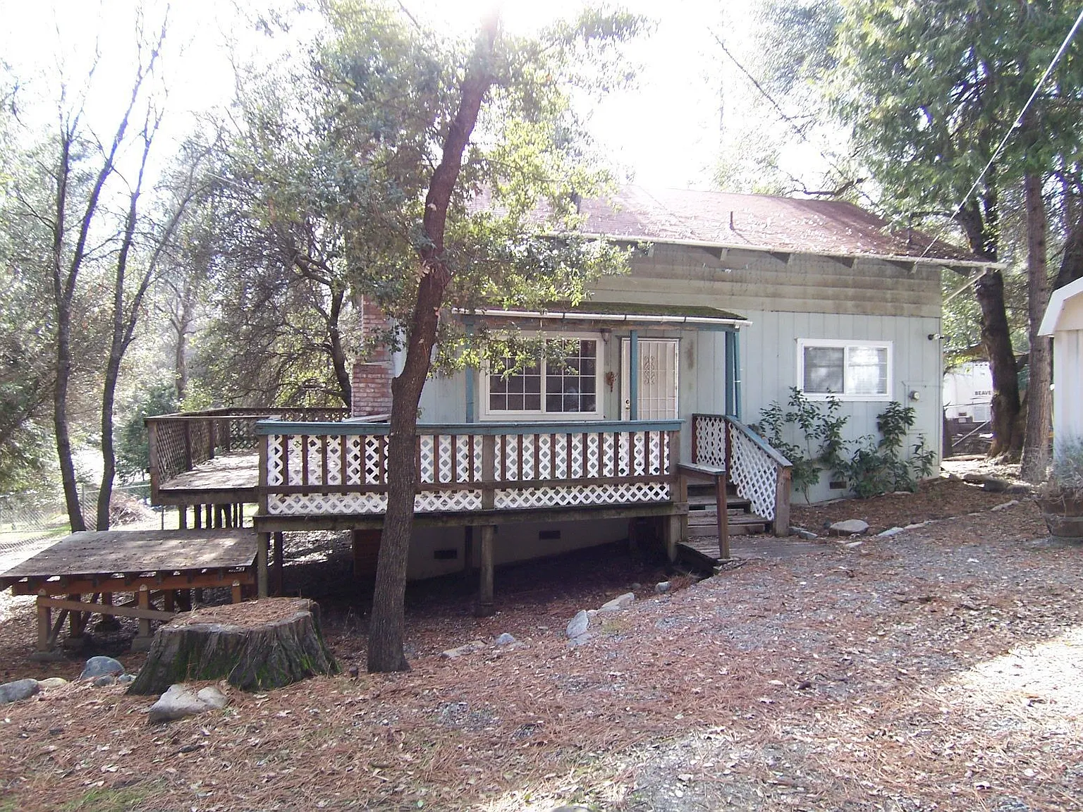 16600 Creekside Dr photo 1