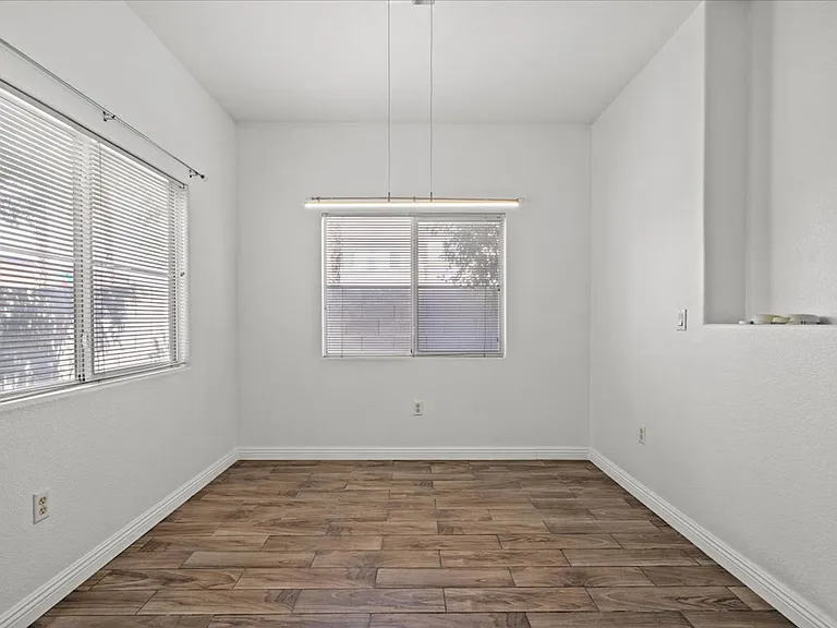 2100 Black Island St #101 — Photo 10