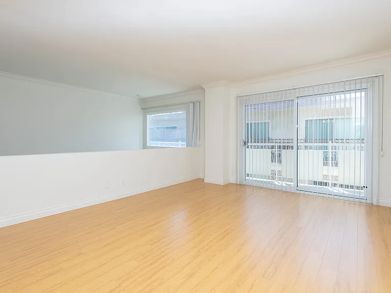 8211 Redlands St #8 — Photo 14