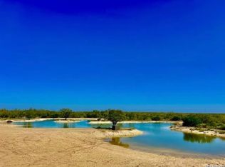 35 Ih, Pearsall, TX 78061