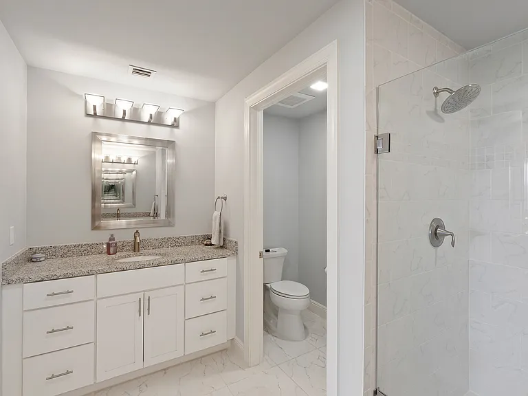 260 Hidden Bay Dr #204 — Photo 20