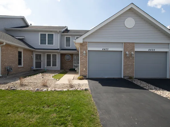 4423 Jefferson Dr, Richton Park, IL 60471