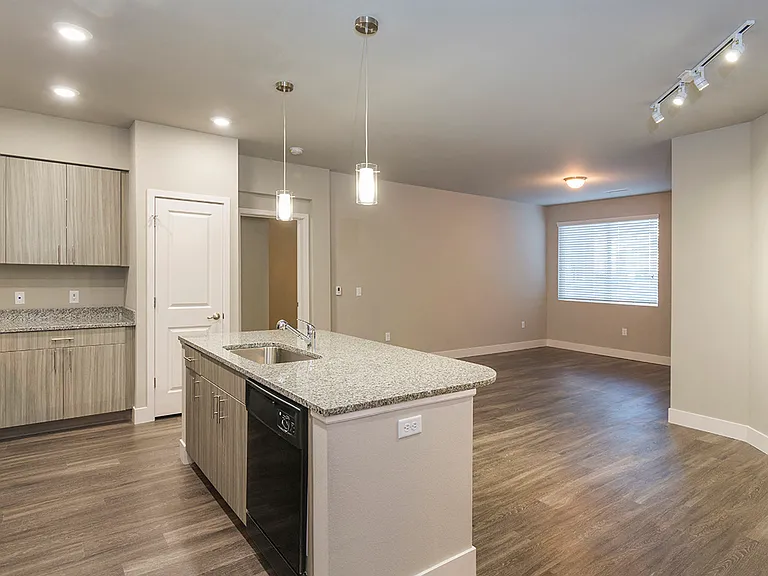 The Overlook at Interquest Apartments — Photo 56