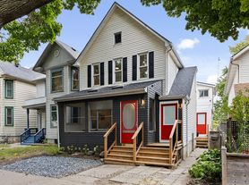 304 Lincoln Rd, Windsor, ON