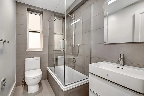 Rented by Compass | media 16