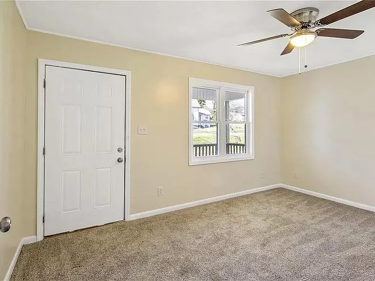 28 Plum St — Photo 10
