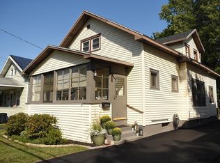 1114 Dean St, Schenectady, NY 12309