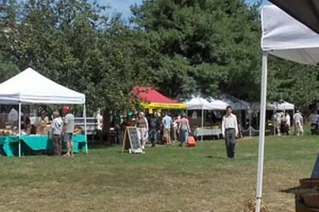 Edgewood Park Farmer's Market