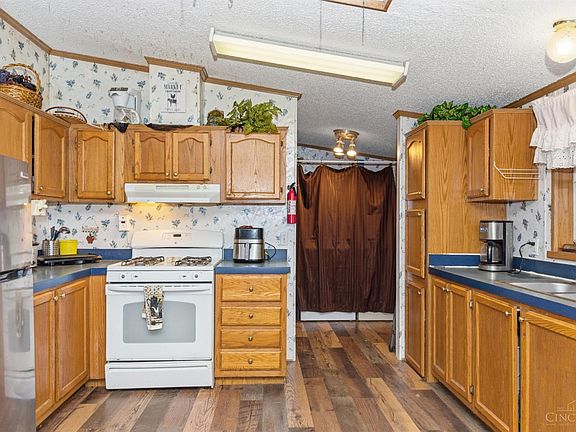 3rd image of 5226 Lindsey Rd