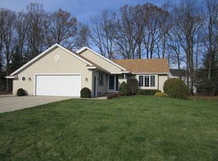 4719 Salem Dr, Hudsonville, MI