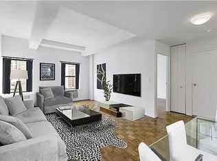 360 W 34th St APT 11Y, New York, NY 10001