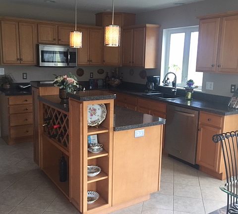 custom kitchen w/Stainless