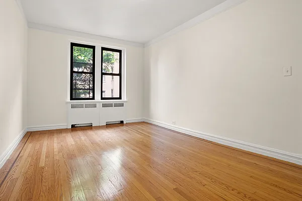 Rented by Compass | media 10