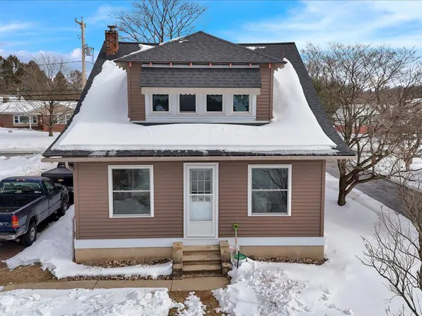 12 Berne Rd, Hamburg, PA 19526