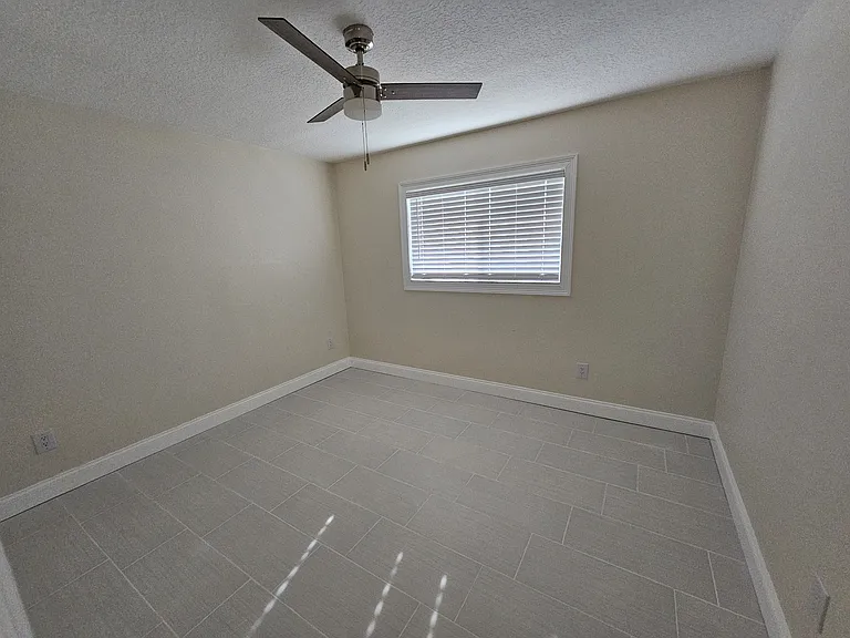 414 Sandpiper Ridge Dr — Photo 10
