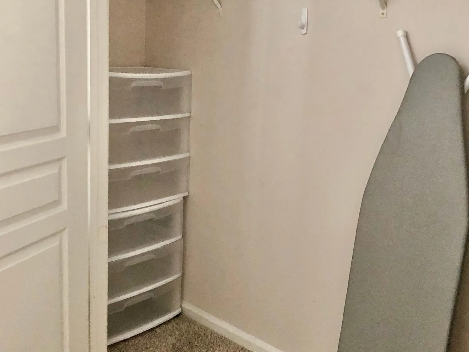 2 bed, 1180 sqft, $1,600 — Photo 2
