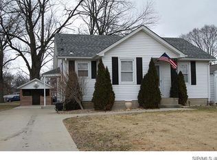 304 E Clay St, Troy, IL