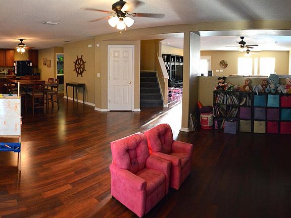 5th image of 12446 Patrick Ct